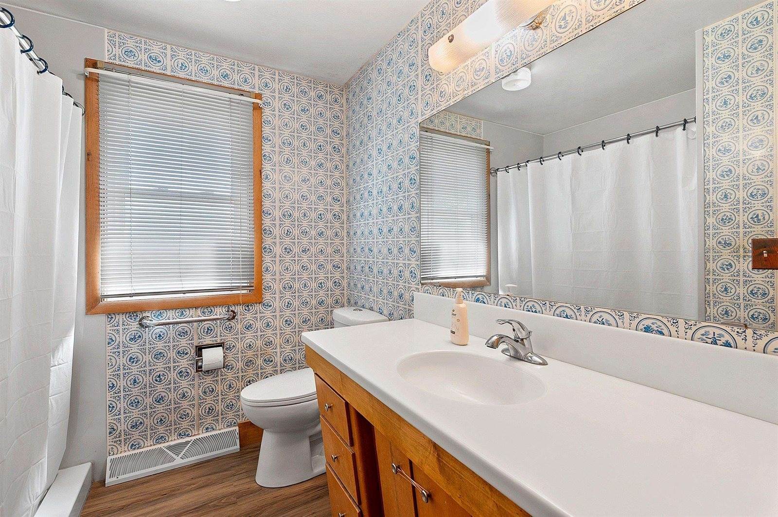 504 North Taylor Street, Green Bay, WI 54303