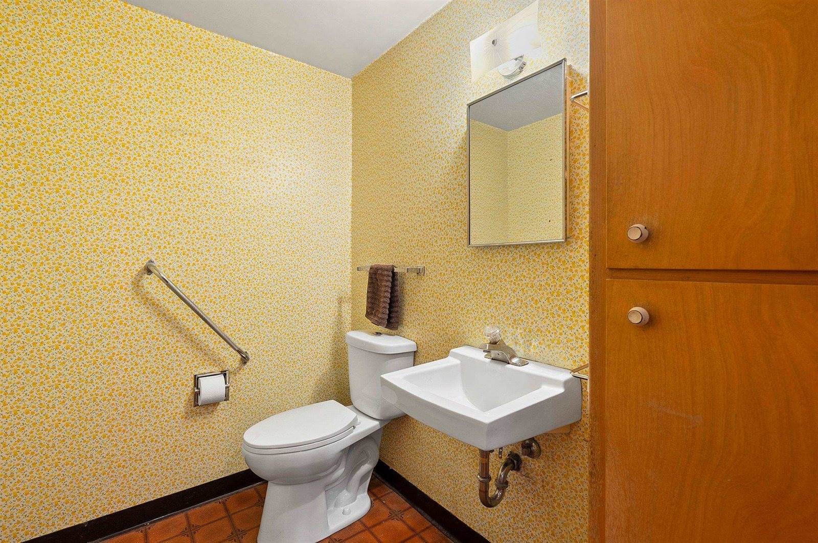 504 North Taylor Street, Green Bay, WI 54303