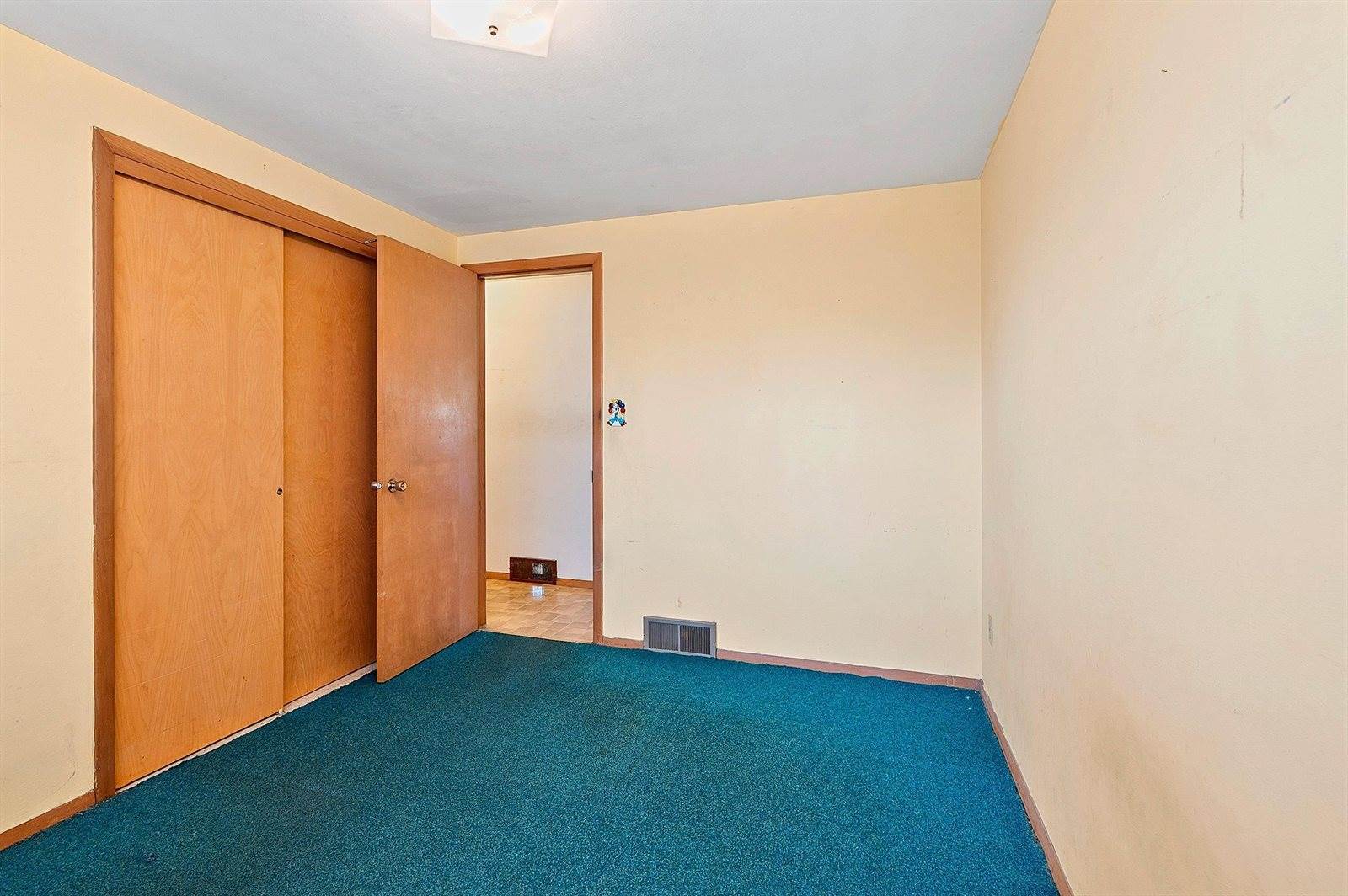 504 North Taylor Street, Green Bay, WI 54303