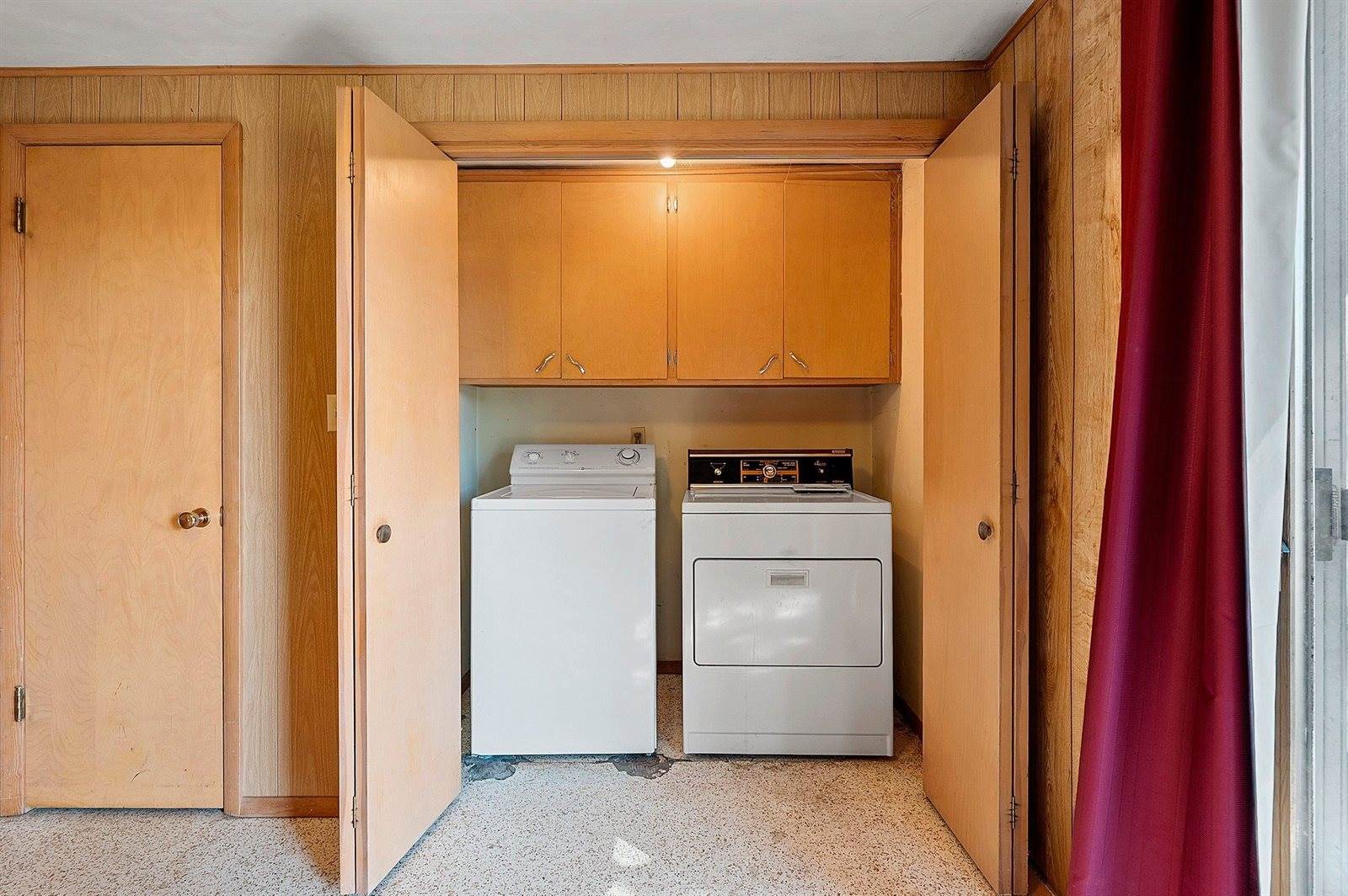 504 North Taylor Street, Green Bay, WI 54303