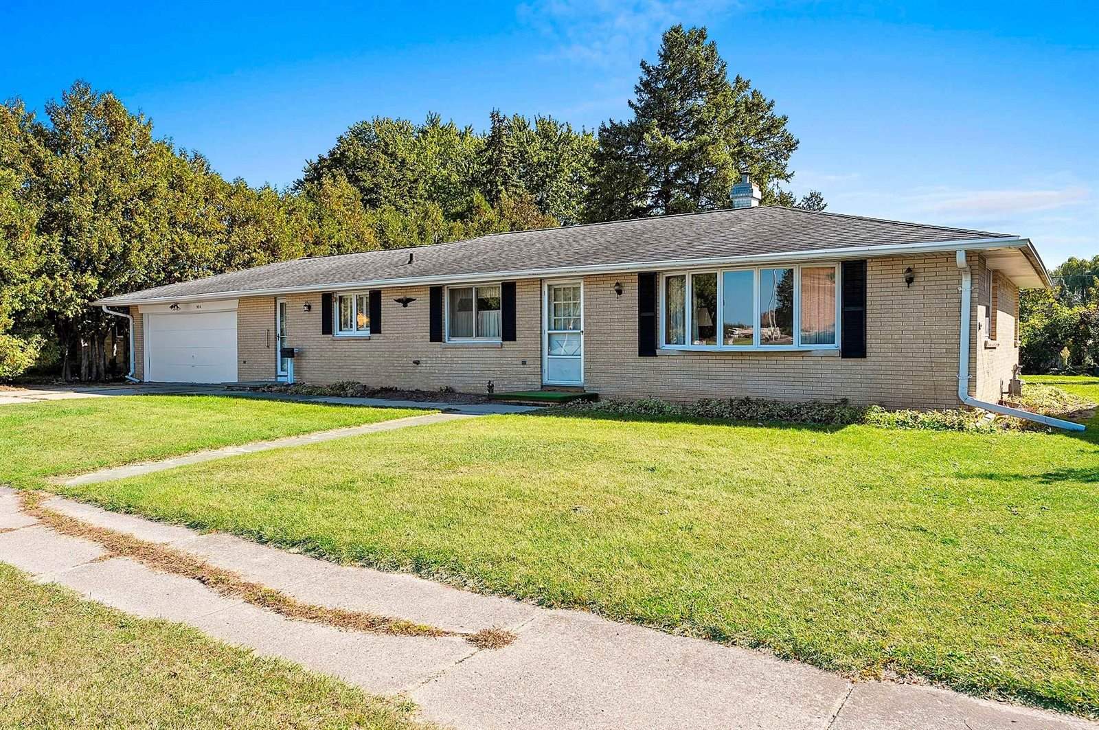 504 North Taylor Street, Green Bay, WI 54303