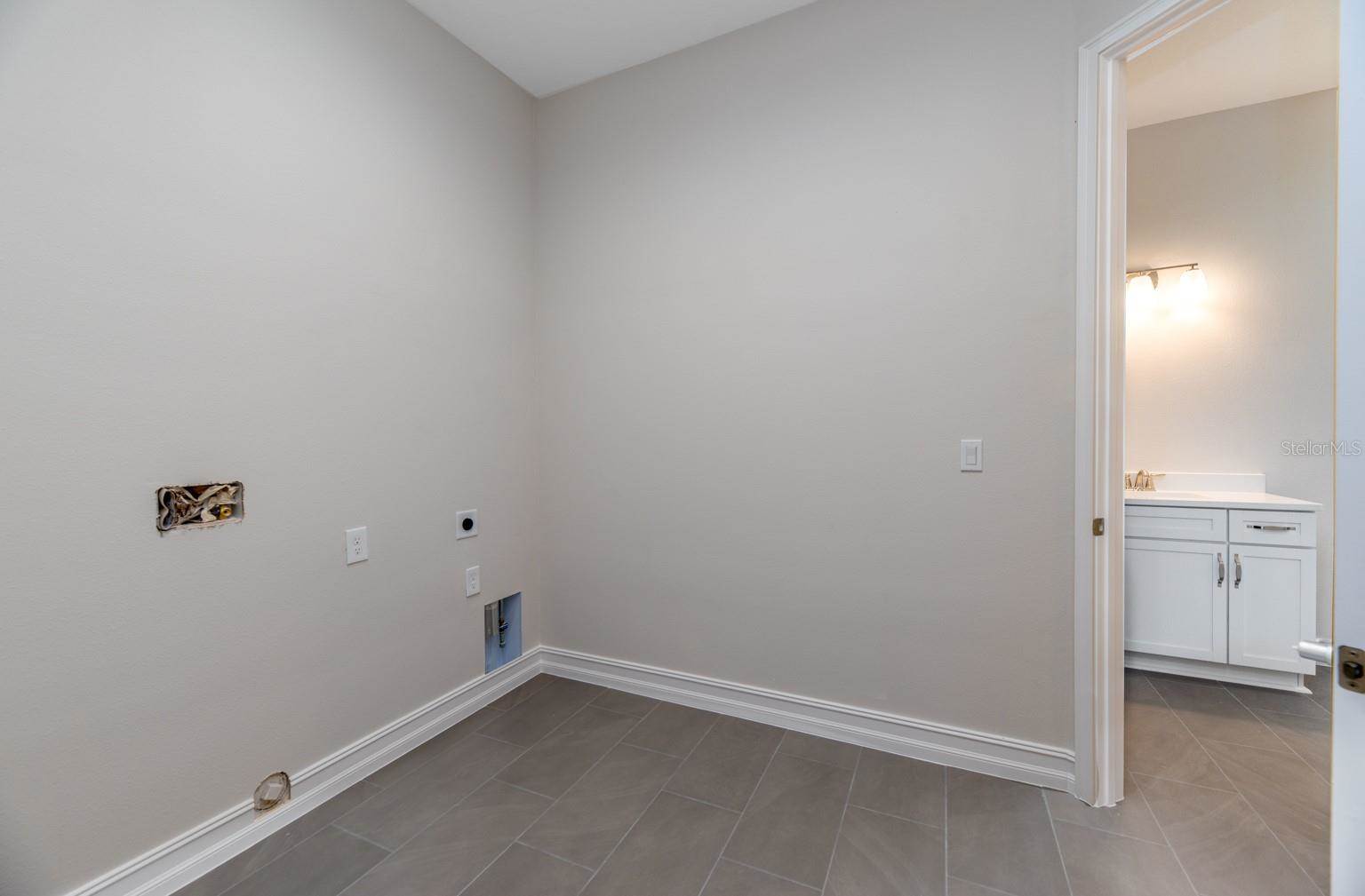 4056 Southern Valley Loop, Brooksville, FL 34601