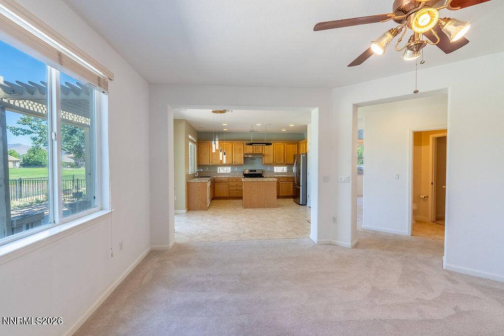 932 Lakeview Drive, Dayton, NV 89403