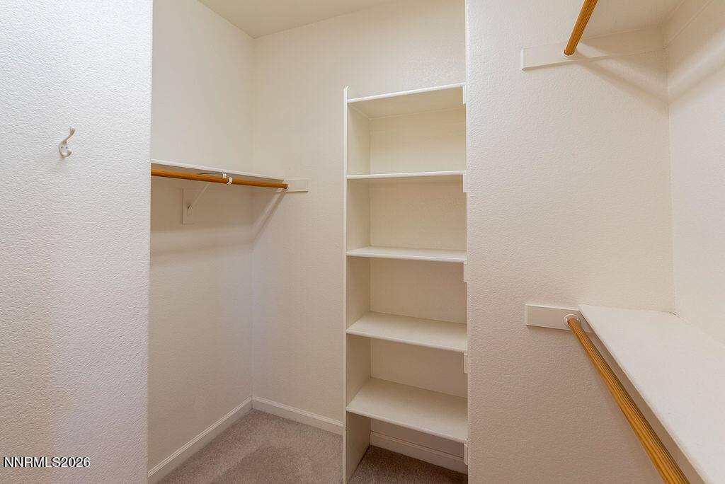 932 Lakeview Drive, Dayton, NV 89403