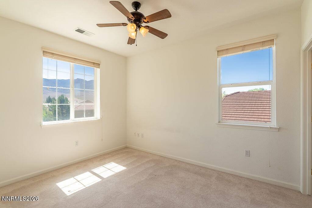 932 Lakeview Drive, Dayton, NV 89403