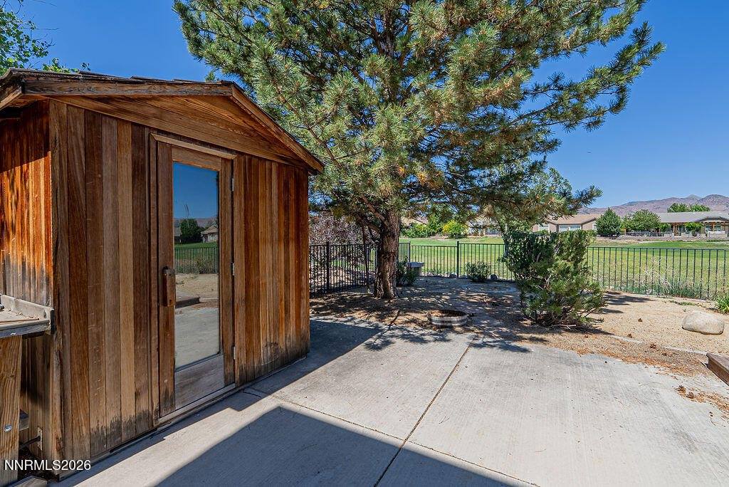 932 Lakeview Drive, Dayton, NV 89403