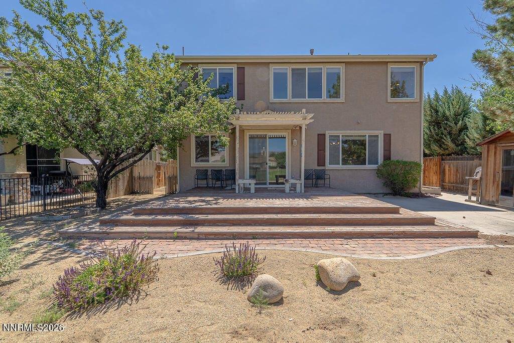 932 Lakeview Drive, Dayton, NV 89403