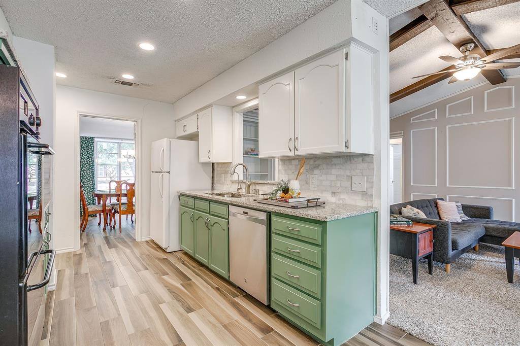 4232 Longleaf Lane, Fort Worth, TX 76137