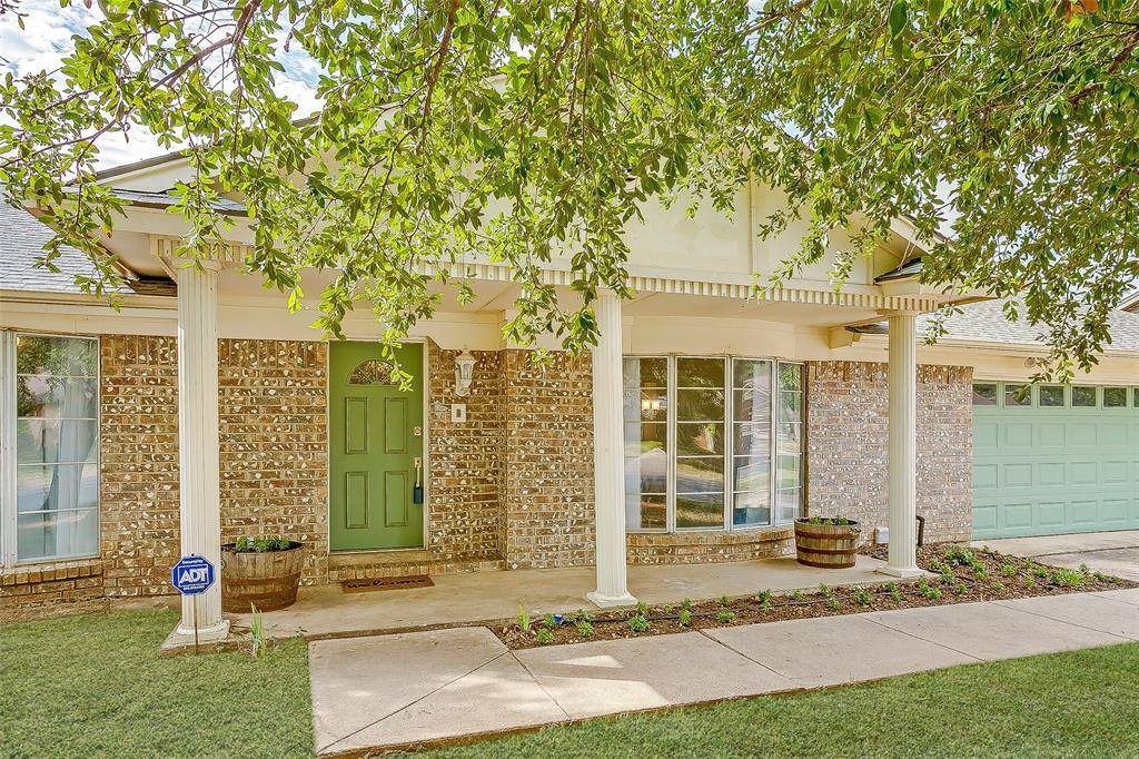 4232 Longleaf Lane, Fort Worth, TX 76137