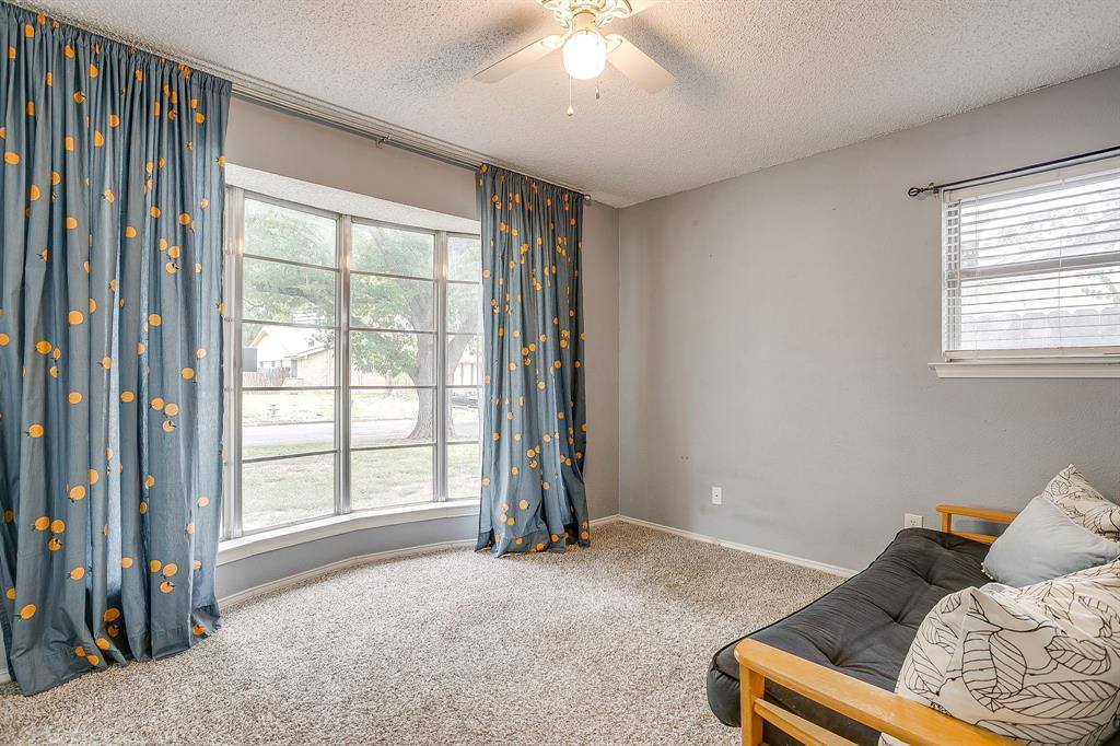 4232 Longleaf Lane, Fort Worth, TX 76137