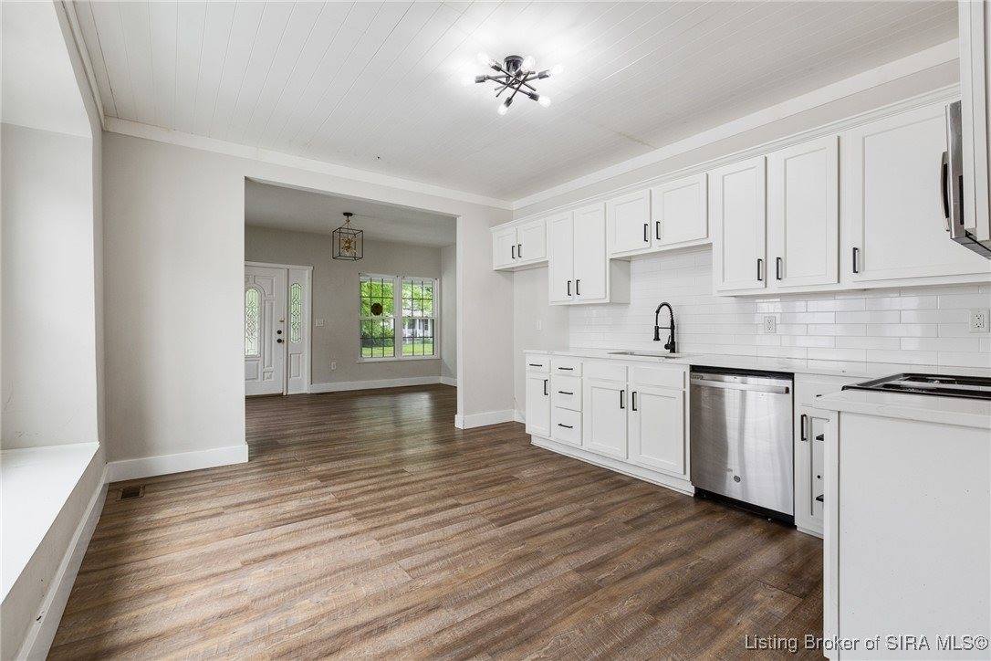 2215 Reno Avenue, New Albany, IN 47150