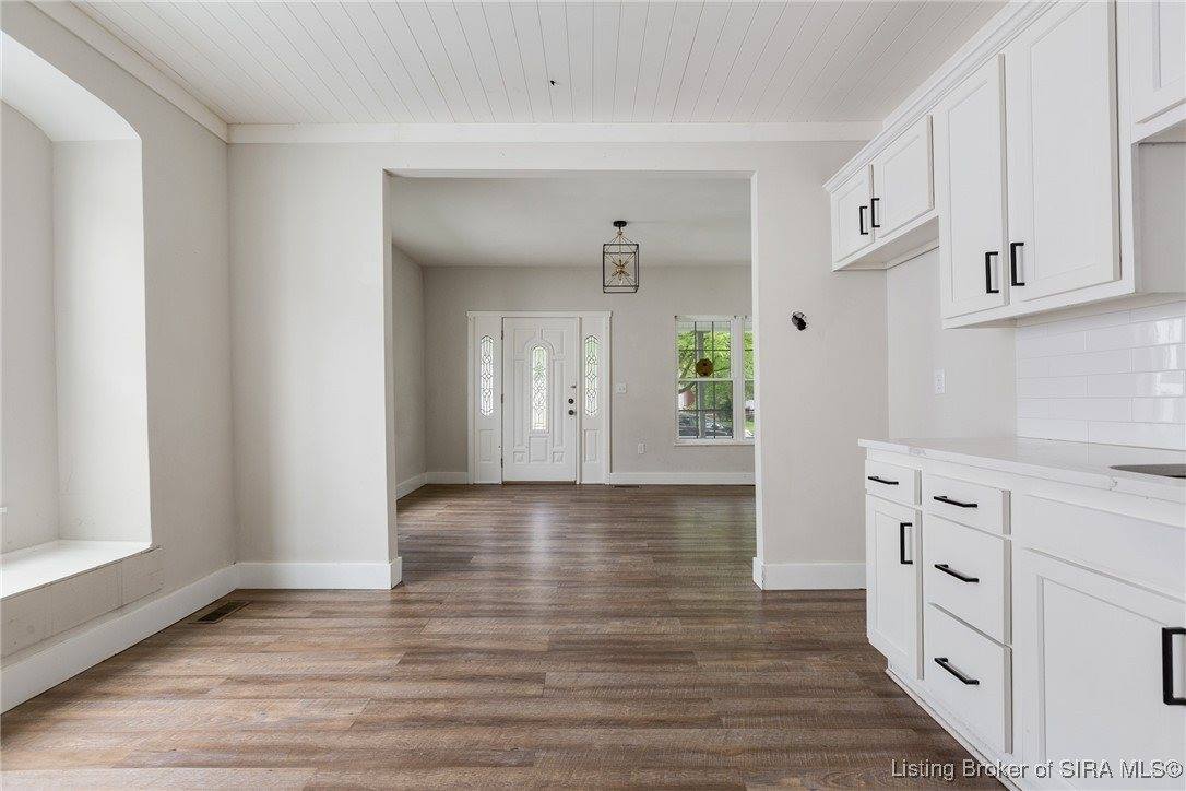 2215 Reno Avenue, New Albany, IN 47150