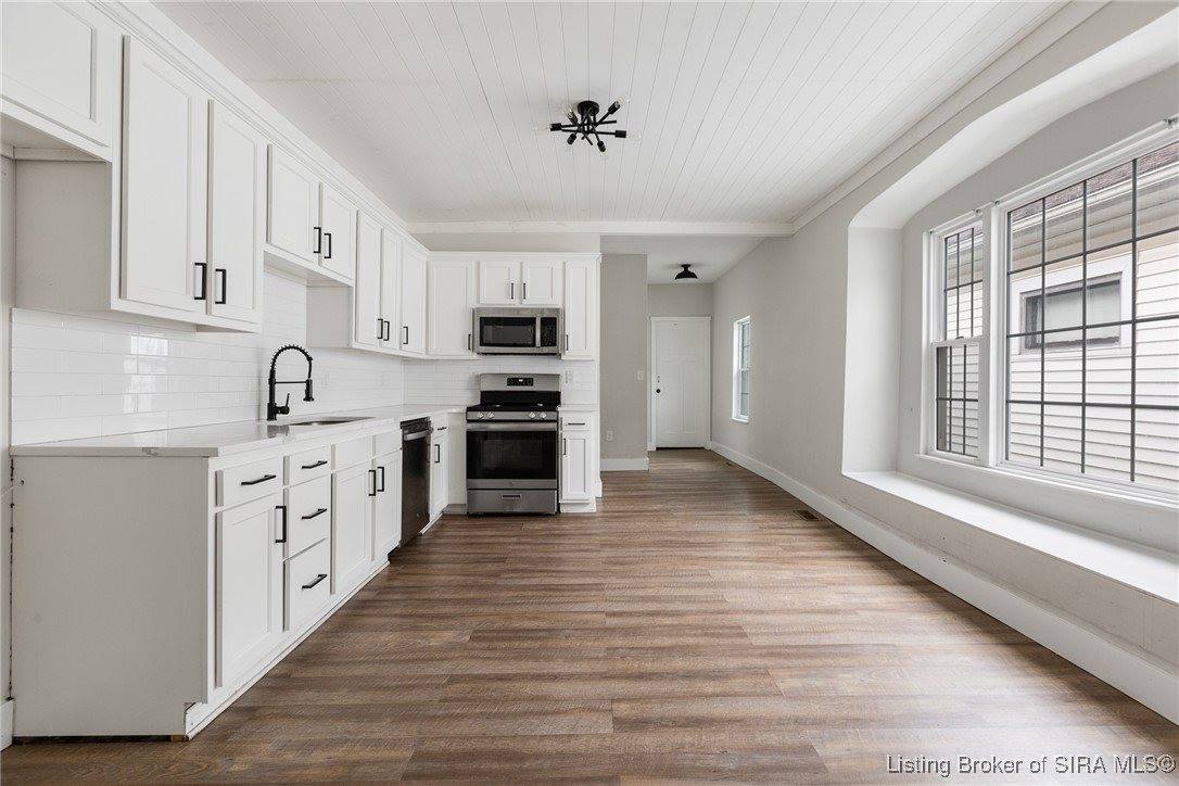 2215 Reno Avenue, New Albany, IN 47150