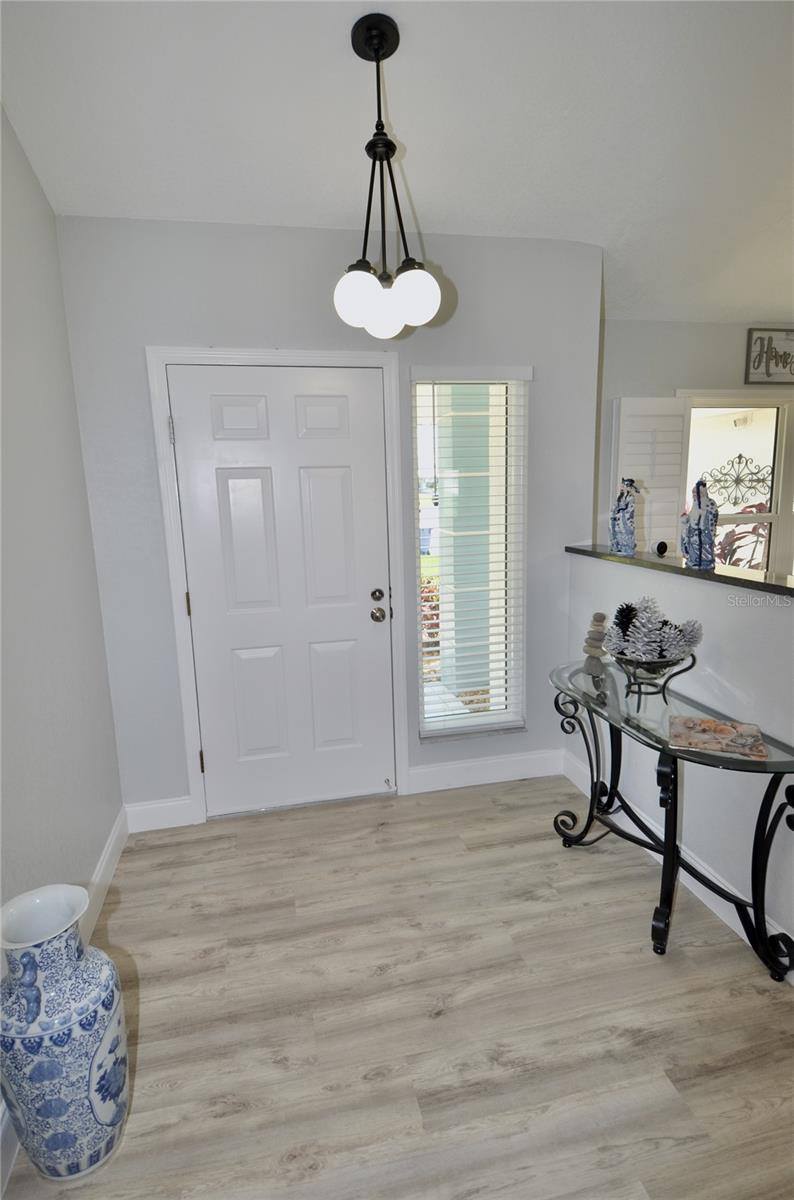 611 Paget Drive, Venice, FL 34293