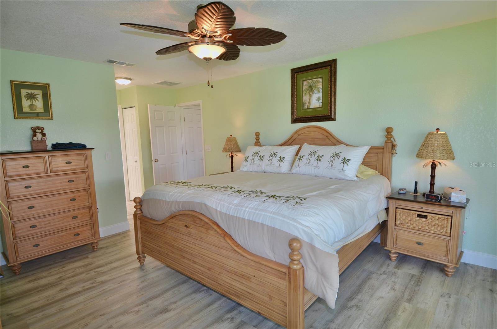 611 Paget Drive, Venice, FL 34293