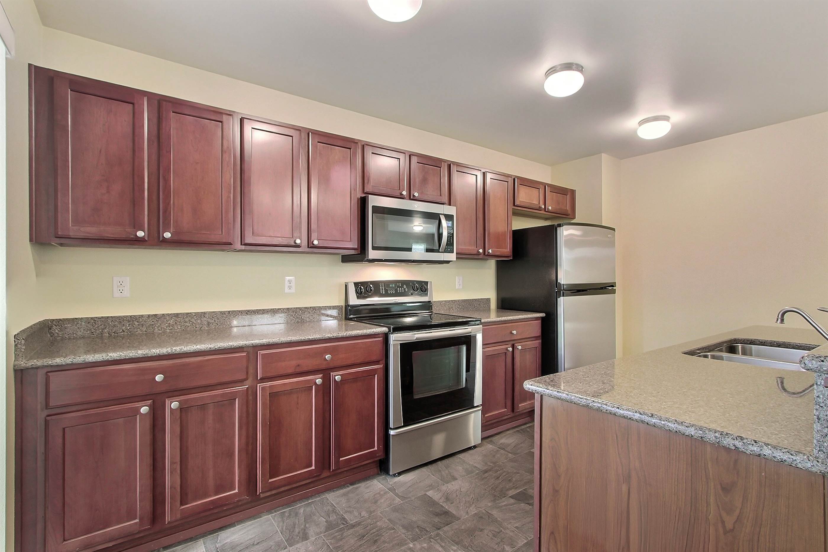 3202 Hoffman Hill Blvd., DuPont, WA 98327