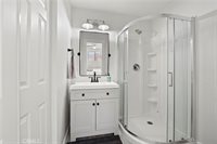 25242 De Wolfe Rd, Newhall, CA 91321