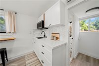 25242 De Wolfe Rd, Newhall, CA 91321