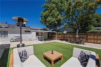 25242 De Wolfe Rd, Newhall, CA 91321