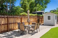 25242 De Wolfe Rd, Newhall, CA 91321