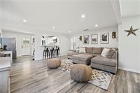 25242 De Wolfe Rd, Newhall, CA 91321