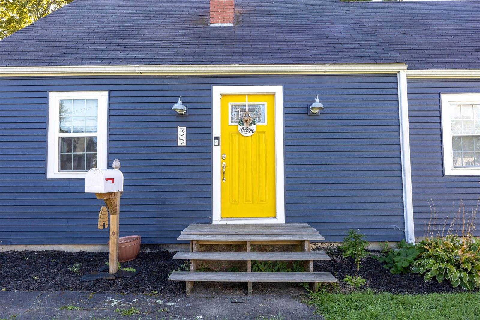 35 North Street, Newport, ME 04953