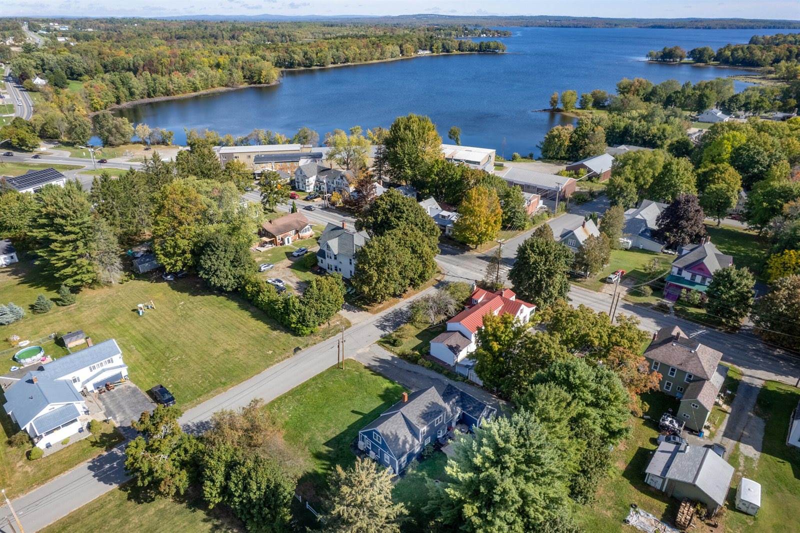 35 North Street, Newport, ME 04953