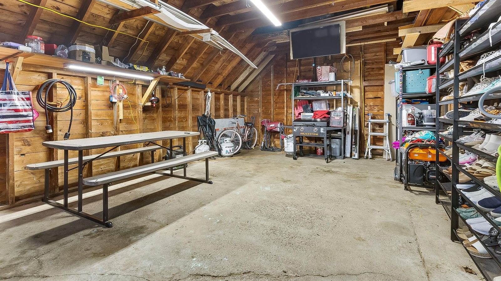 35 North Street, Newport, ME 04953