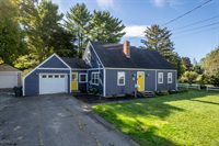 35 North Street, Newport, ME 04953