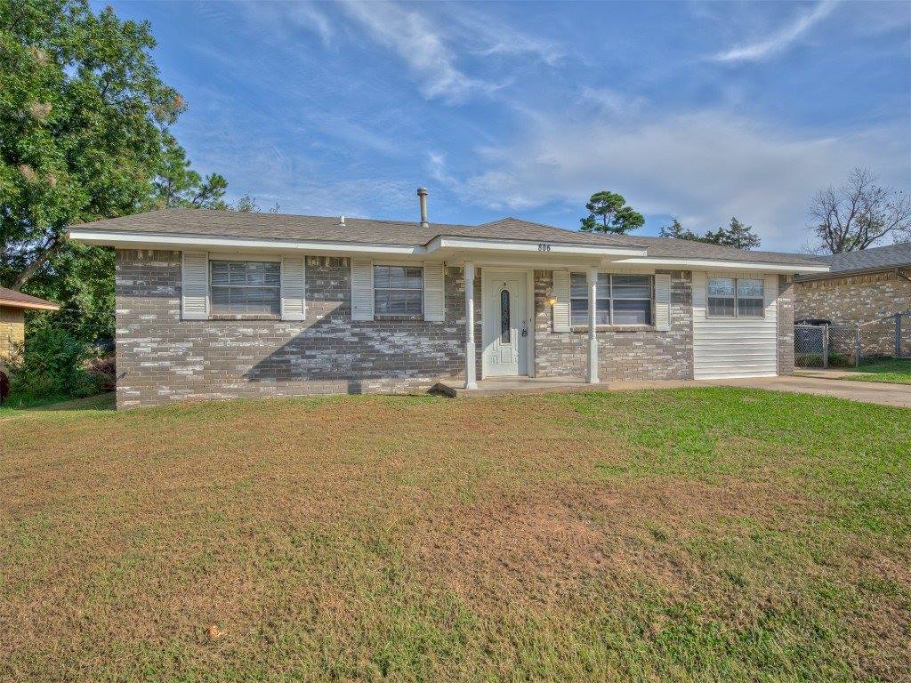 806 East Midland Street, Shawnee, OK 74804