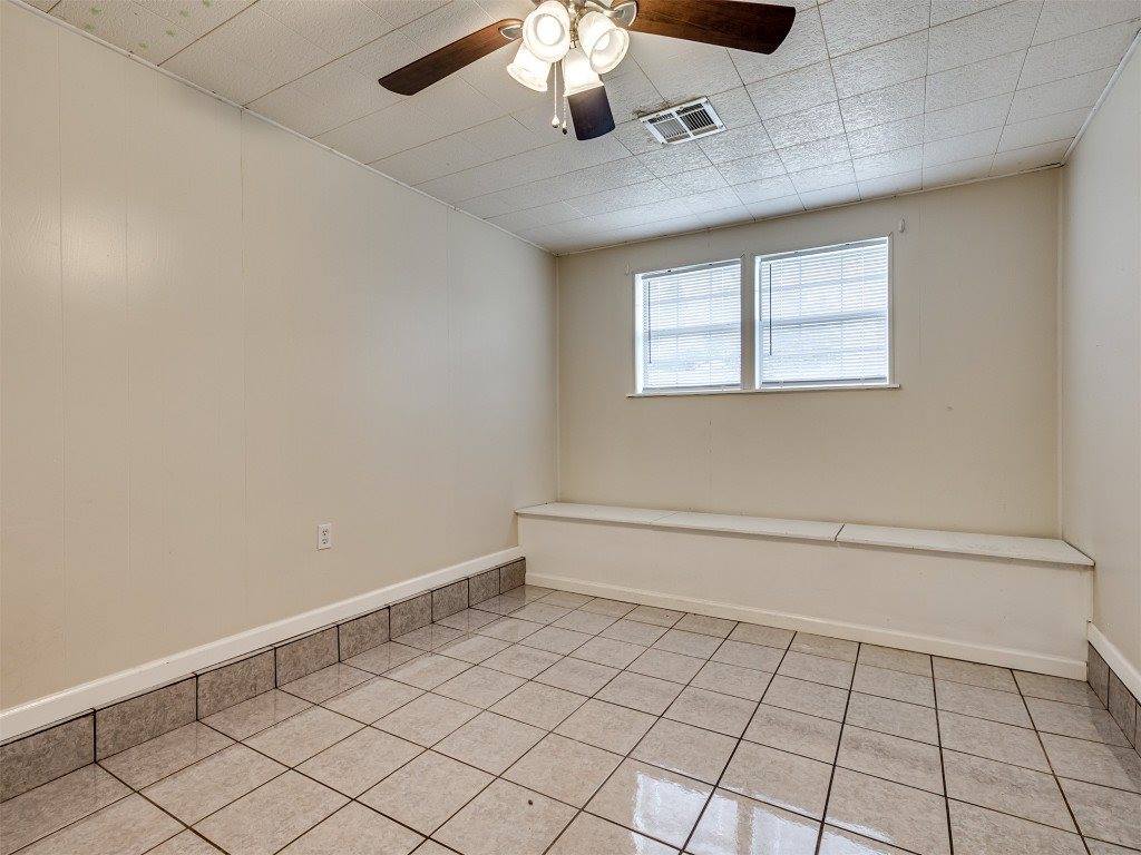 806 East Midland Street, Shawnee, OK 74804