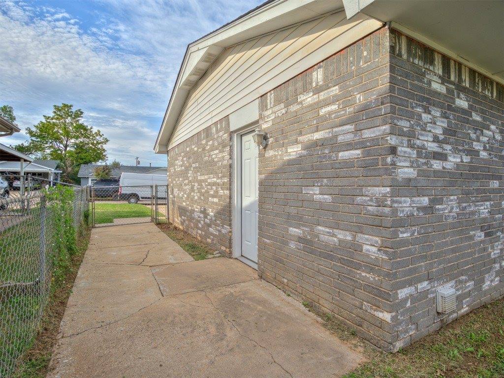 806 East Midland Street, Shawnee, OK 74804
