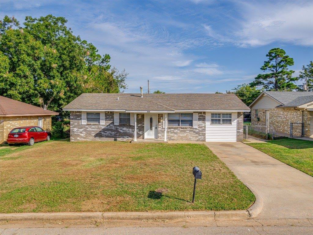 806 East Midland Street, Shawnee, OK 74804