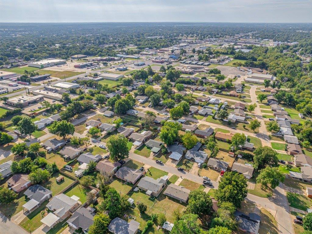 806 East Midland Street, Shawnee, OK 74804