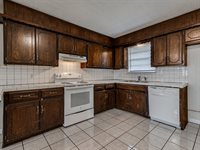 806 East Midland Street, Shawnee, OK 74804