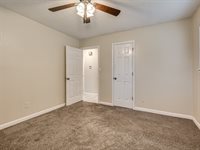 806 East Midland Street, Shawnee, OK 74804