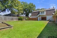 601 Charmwood, Chandler, TX 75758