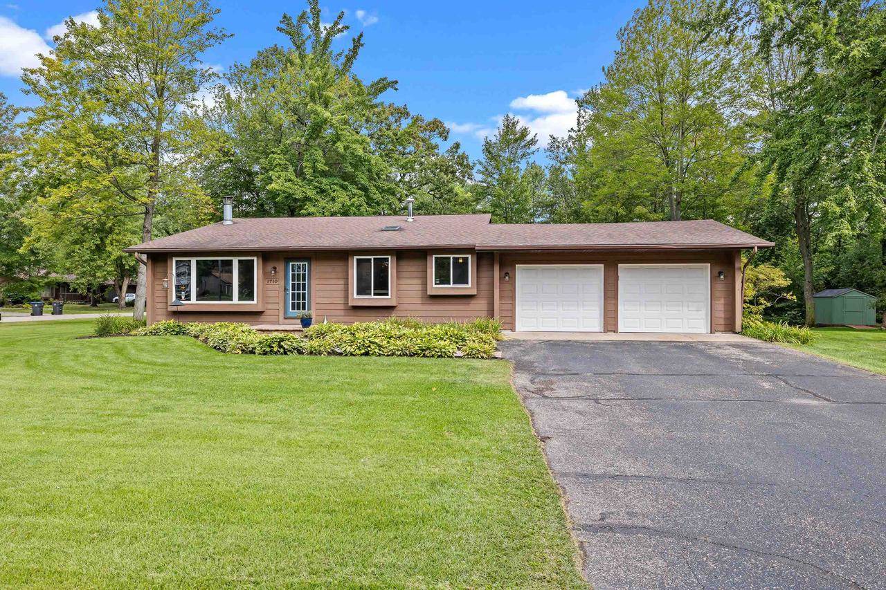 1710 Kevins Drive, Plover, WI 54467