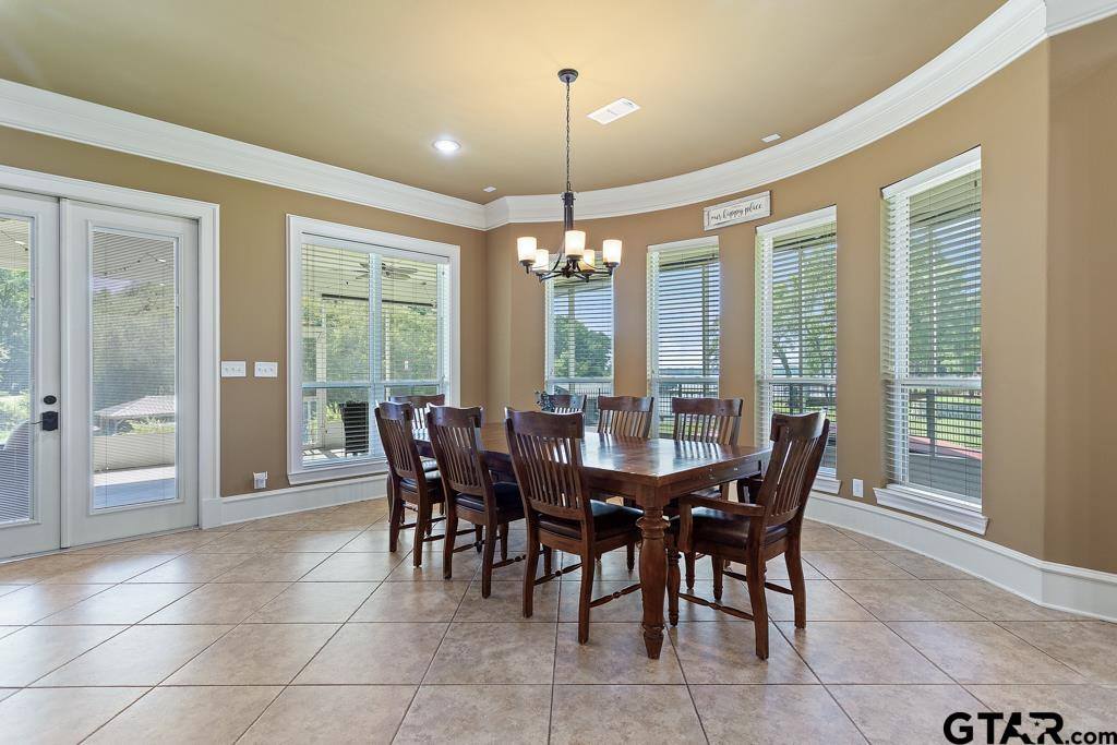 143 County Road 3527, Bullard, TX 75757