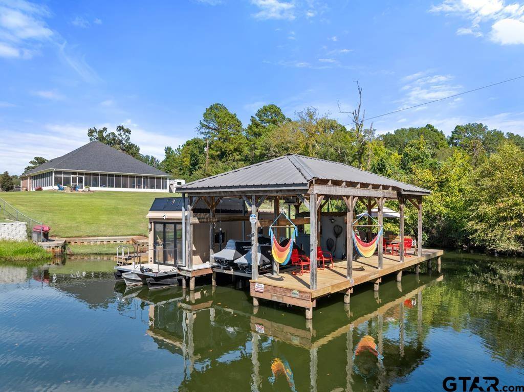 143 County Road 3527, Bullard, TX 75757