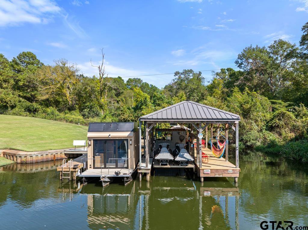 143 County Road 3527, Bullard, TX 75757