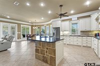 143 County Road 3527, Bullard, TX 75757