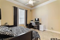 143 County Road 3527, Bullard, TX 75757