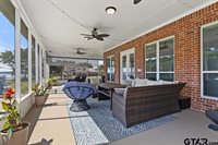 143 County Road 3527, Bullard, TX 75757