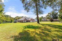 143 County Road 3527, Bullard, TX 75757