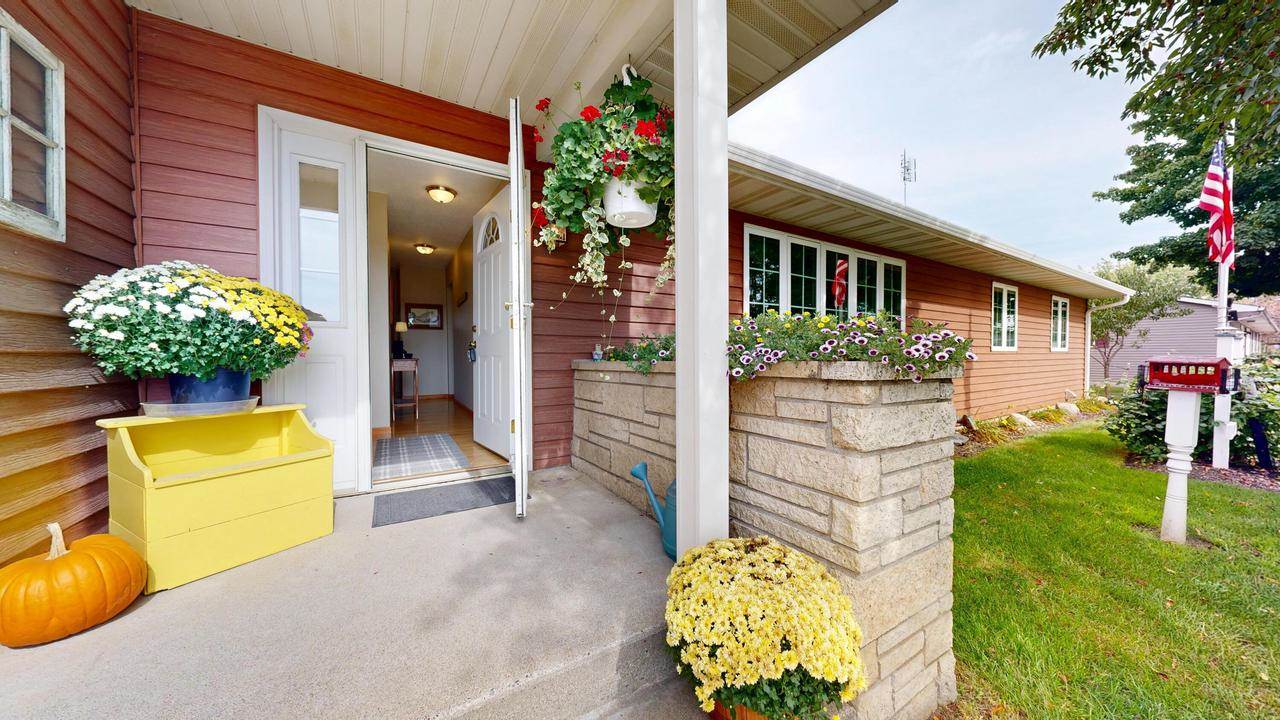 908 E Wilson AVENUE, Arcadia, WI 54612