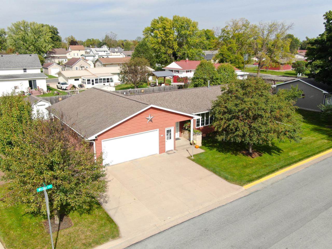 908 E Wilson AVENUE, Arcadia, WI 54612