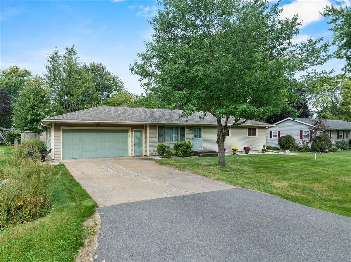 500 N Auburn Avenue, Marshfield, WI 54449