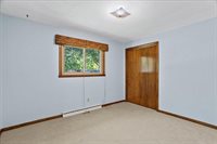 500 N Auburn Avenue, Marshfield, WI 54449