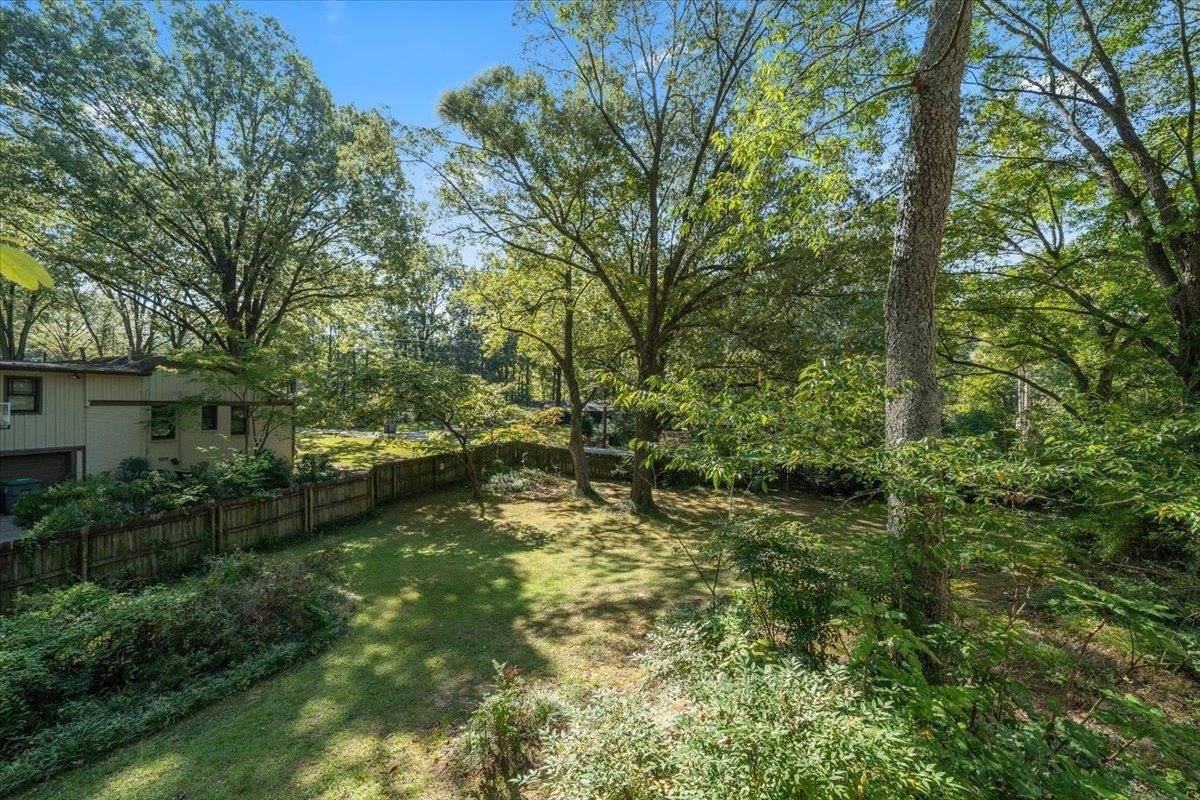 1220 East Irvin Dr, Memphis, TN 38119